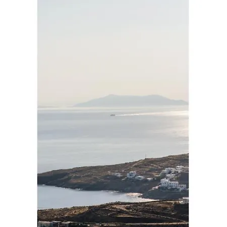 Regenesis 2 Villas Tinos *